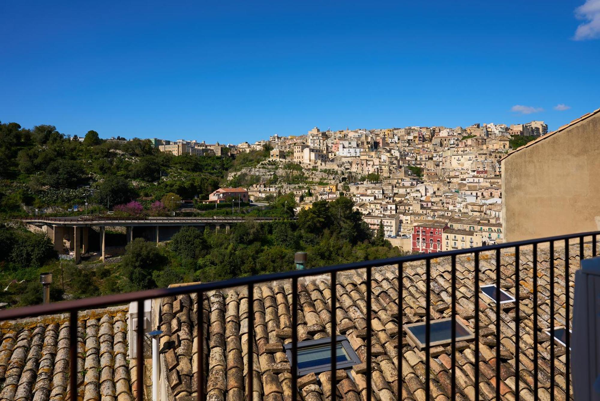 La Terrazza Sul Barocco Bed & Breakfast Ragusa Exterior photo