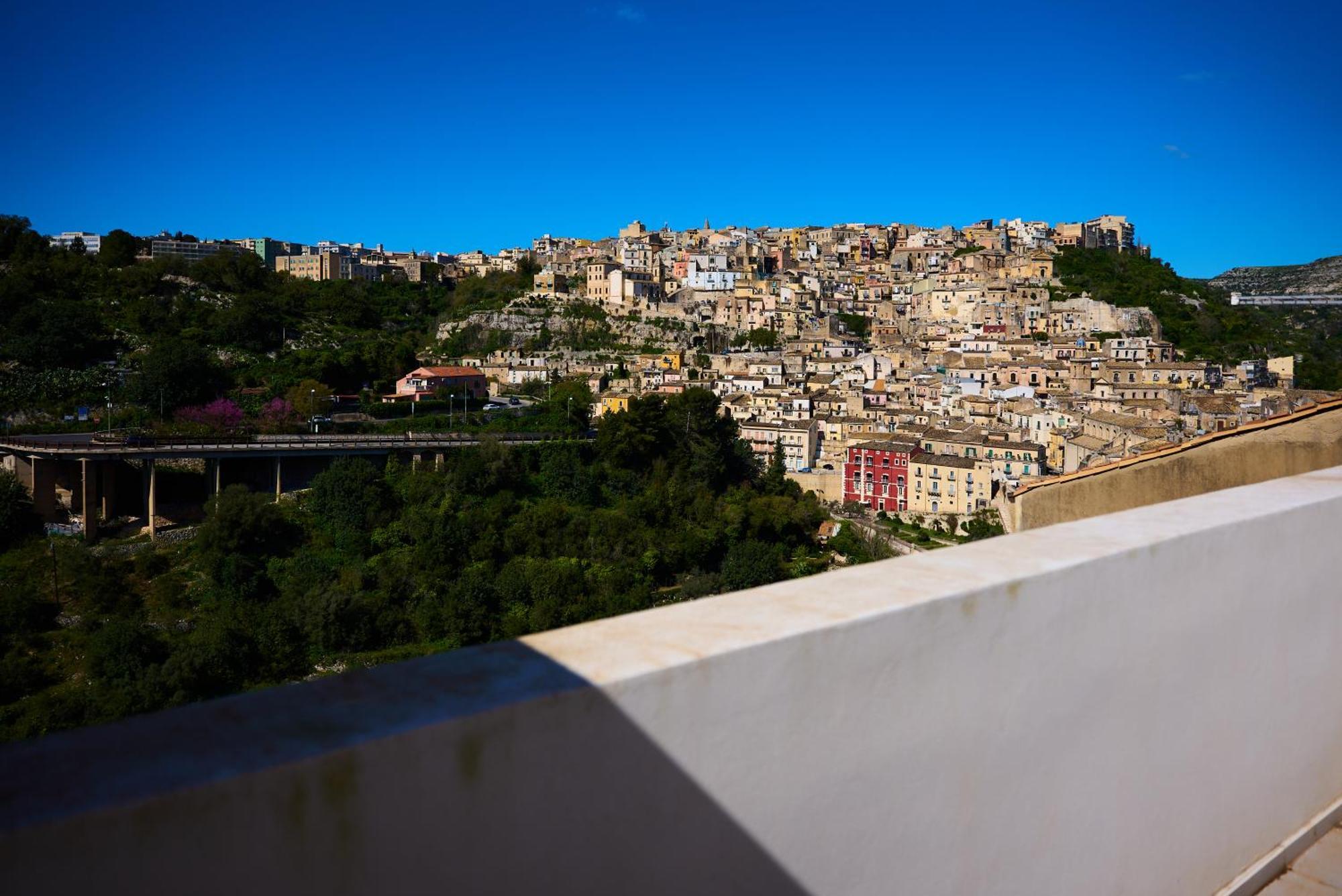La Terrazza Sul Barocco Bed & Breakfast Ragusa Exterior photo
