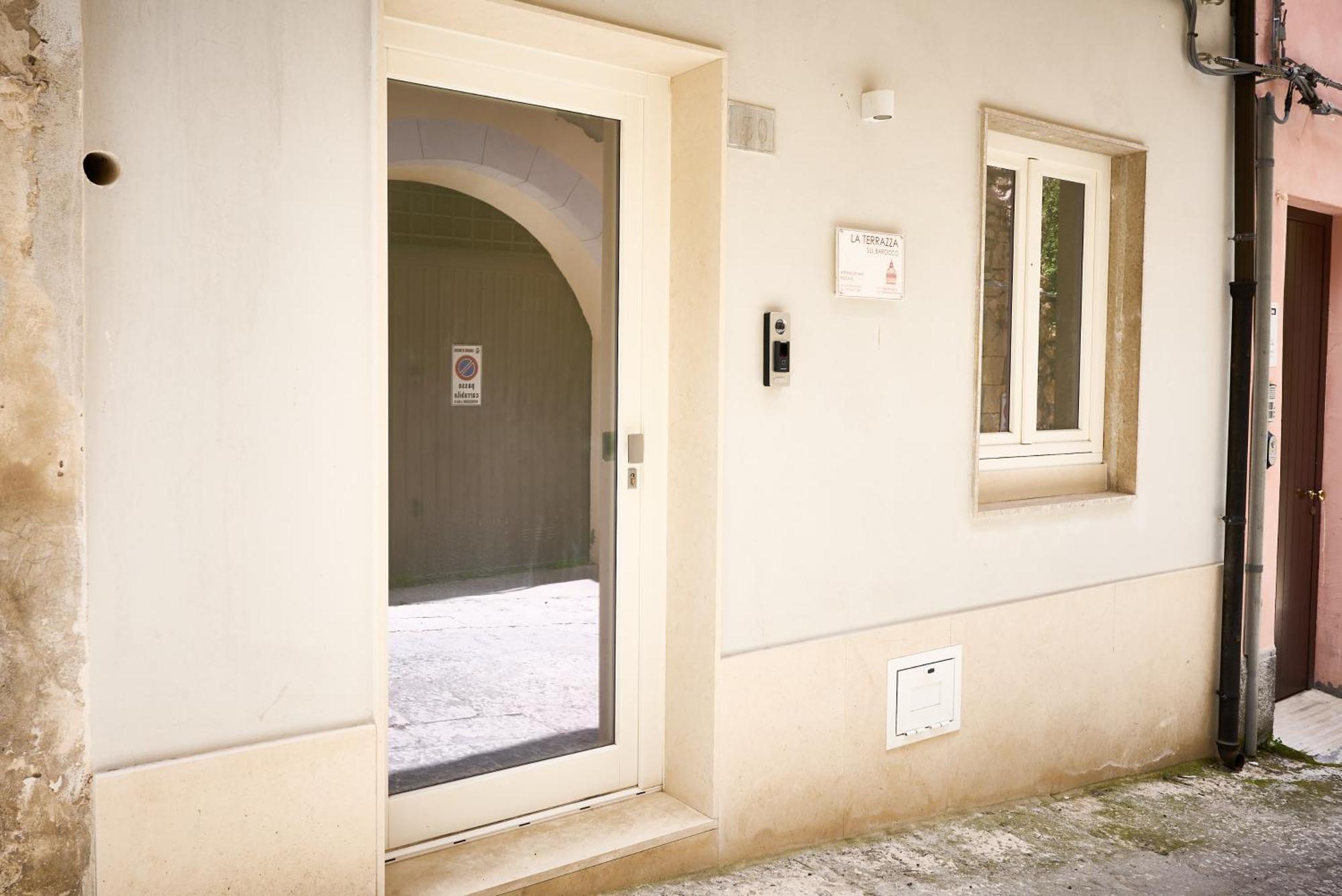 La Terrazza Sul Barocco Bed & Breakfast Ragusa Exterior photo
